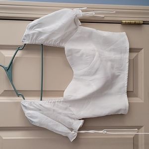 Leche white crop top